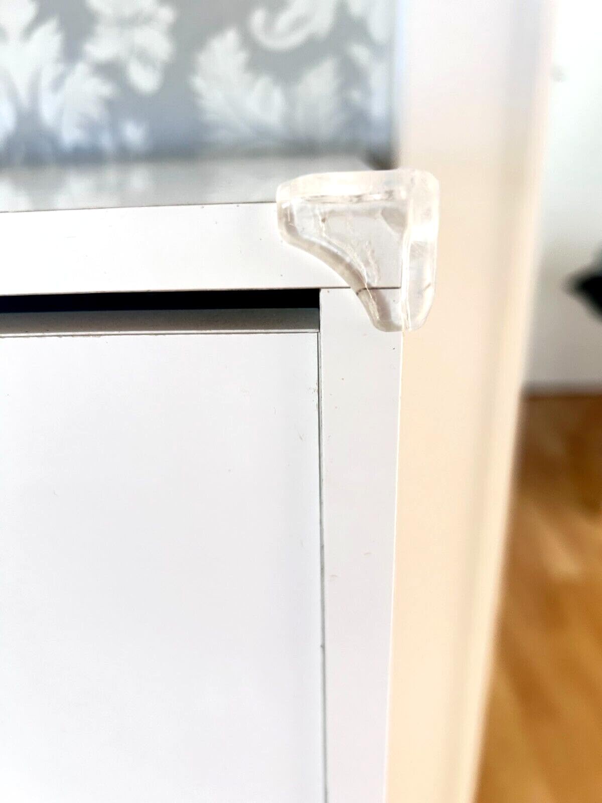 4X Kantenschutz Baby selbstklebend - transparenter Eckenschutz ideal als Kindersicherung vor scharfen Kanten (39 x 29,5 x 4 mm) - Klama - Möbelzubehör