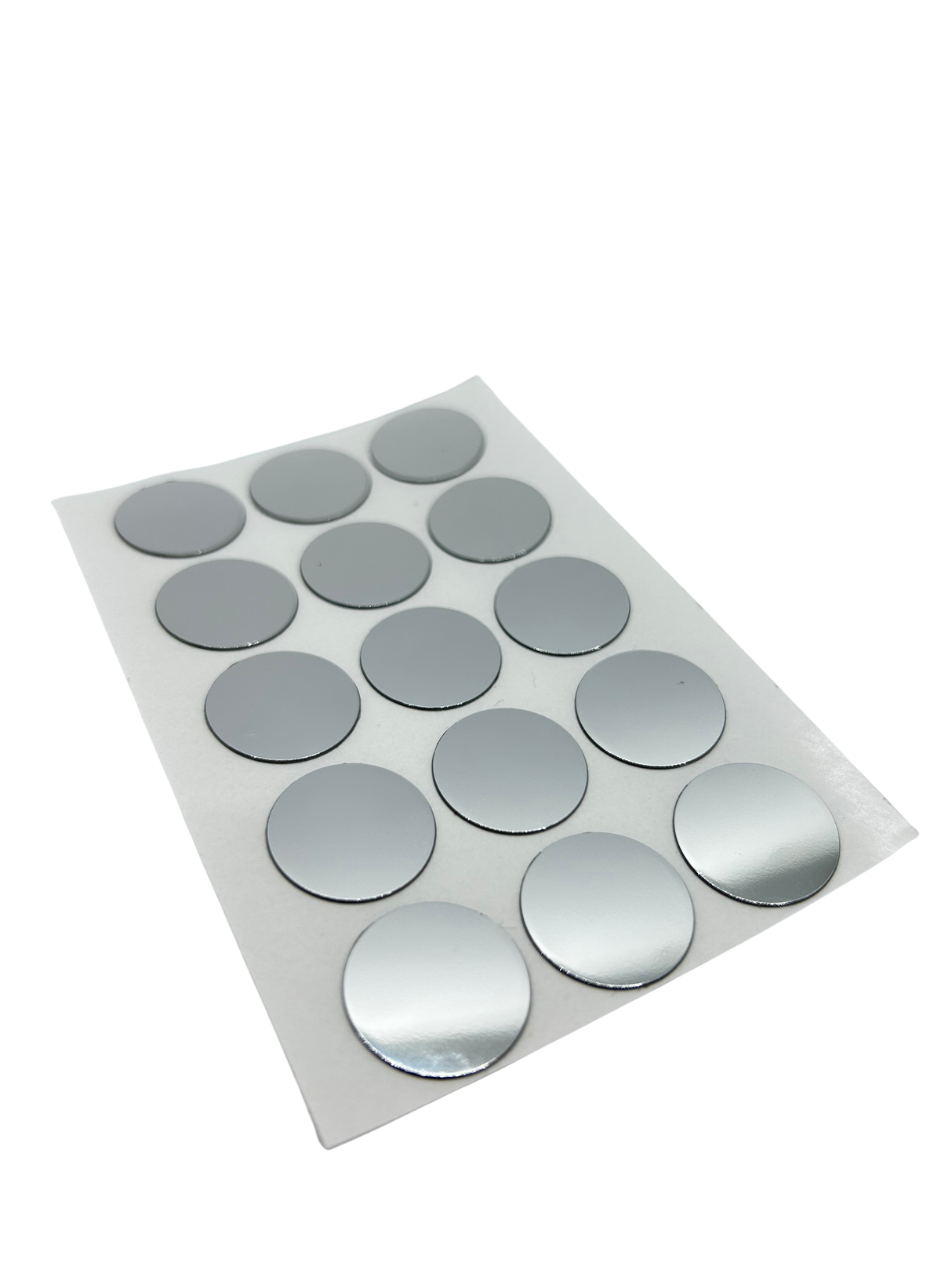 15x Selbstklebende Abdeckkappen für Schrauben, Bohrlöcher & kleine Macken - Universell einsetzbare Schraubenabdeckung - Klama - Möbelzubehör